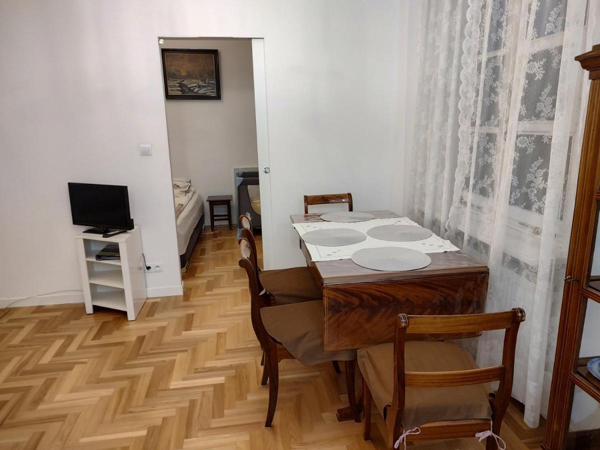 Apartament Przy Starym Miescie Apartment Warsaw Exterior photo